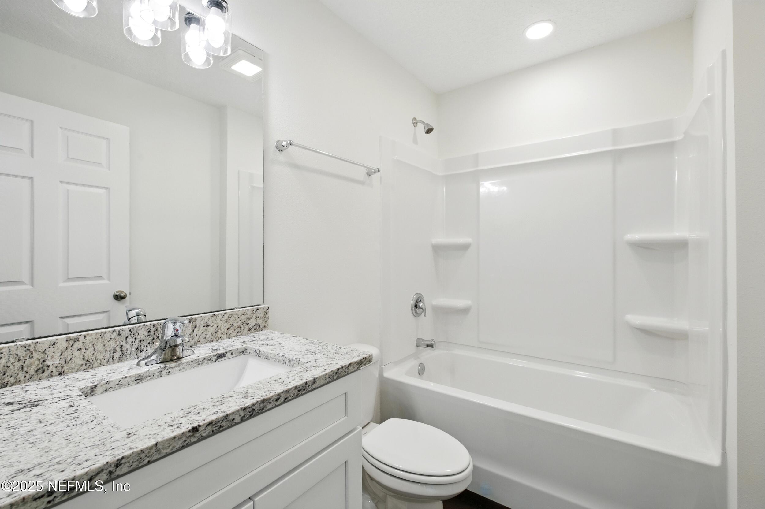 325 Rustic Road Satsuma, FL 32189 - Photo 9 of 22 photo_005