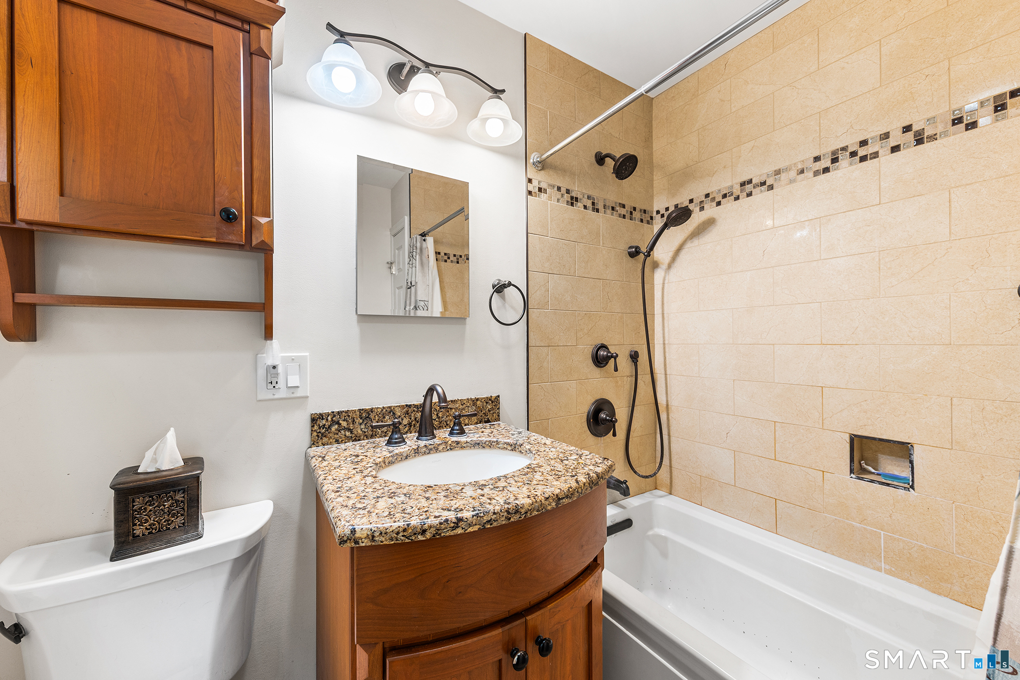 557 Candlewood Lake Road Brookfield, CT 06804 - Photo 14 of 32