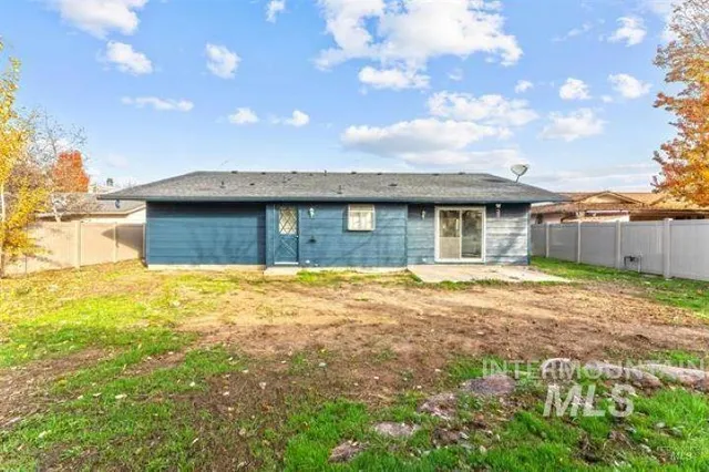 $2,100 | 2481 West Rebecca Way, Meridian, ID 83646