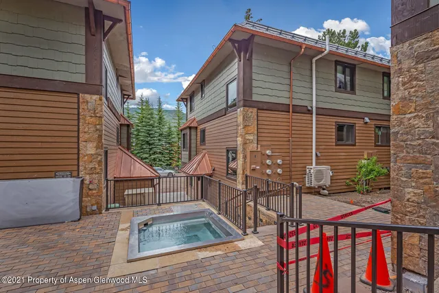 $30,000 | 650 South Monarch Street, Unit 6, Aspen, CO 81611