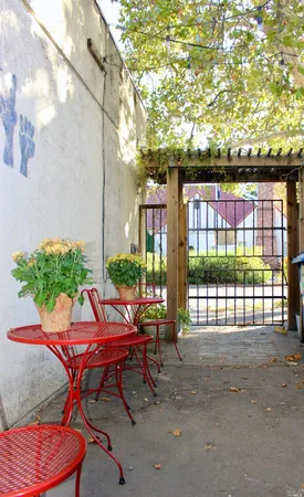 $740,000 | 290 Seminary Avenue, Ukiah, CA 95482