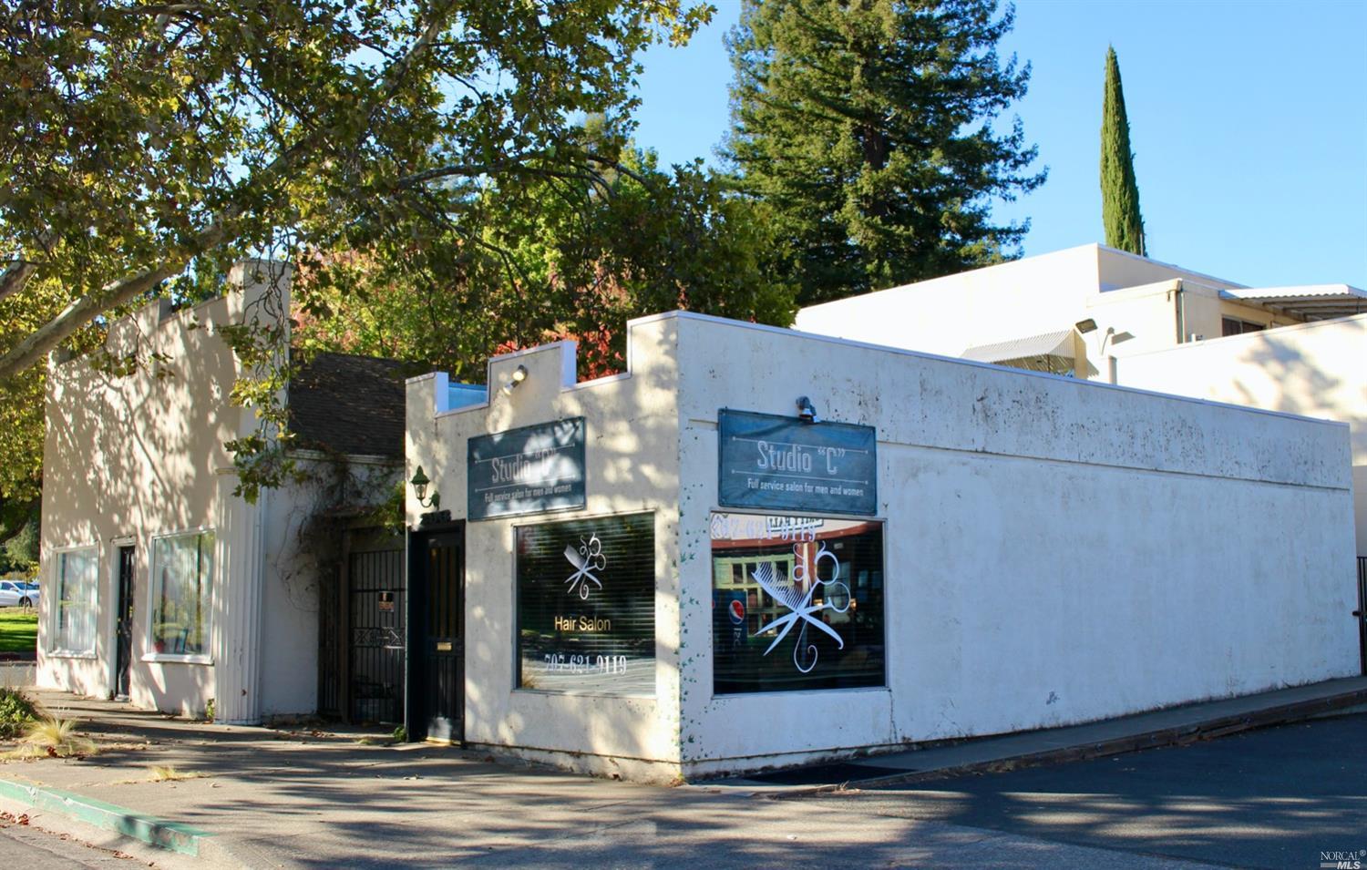 290 Seminary Avenue Ukiah, CA 95482 - Photo 2 of 15