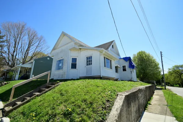 $59,900 | 501 East Main Street, Lewisville, IN 47352