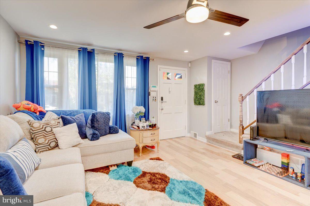 1313 Elson Road Brookhaven, PA 19015 - Photo 2 of 25 First floor open layout - Living room area