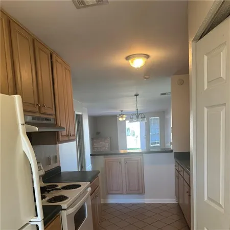 $1,875 | 4526 Belle Drive, Metairie, LA 70006