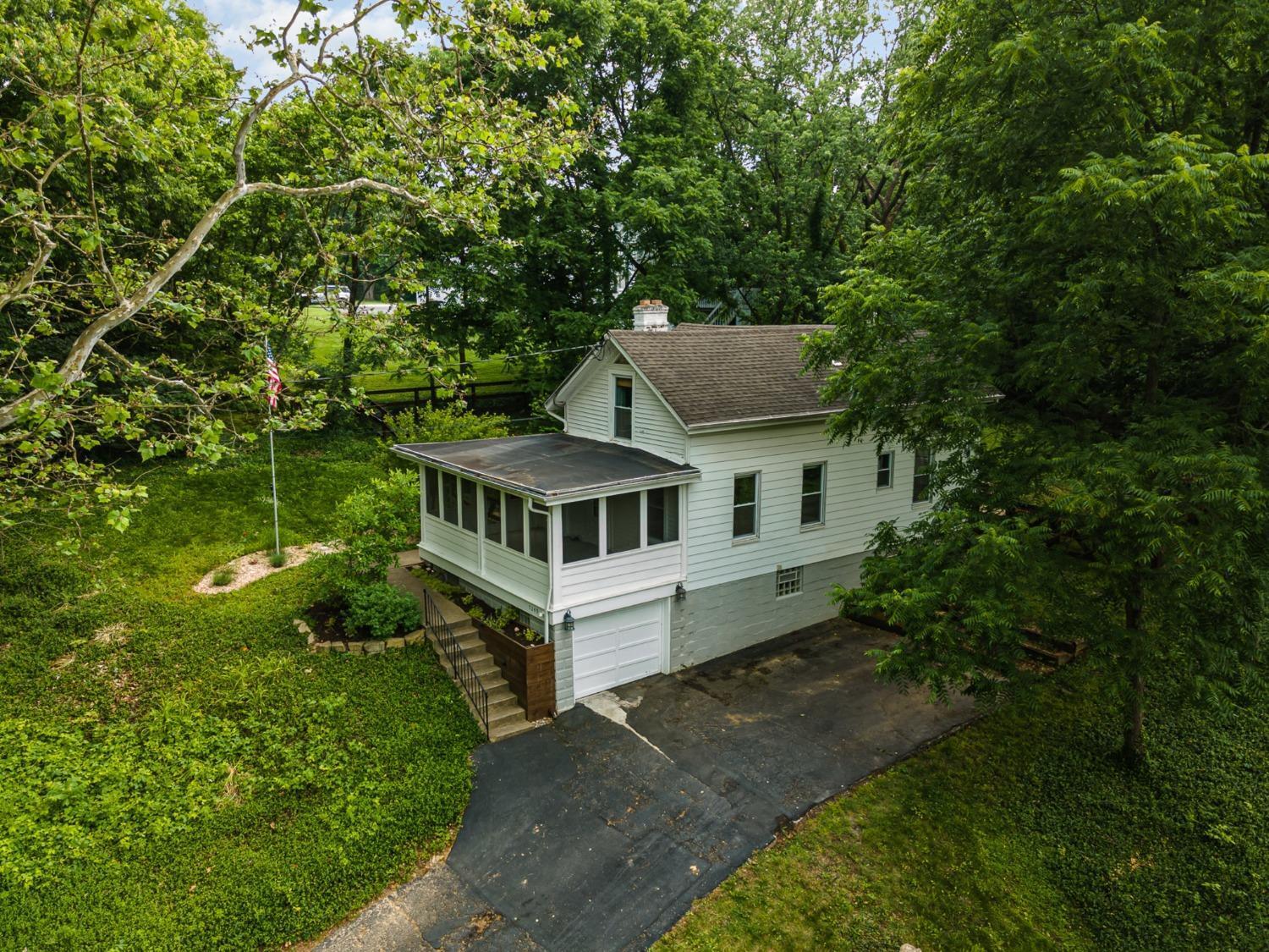 7249 State Road Cincinnati, OH 45230 - Photo 17 of 31