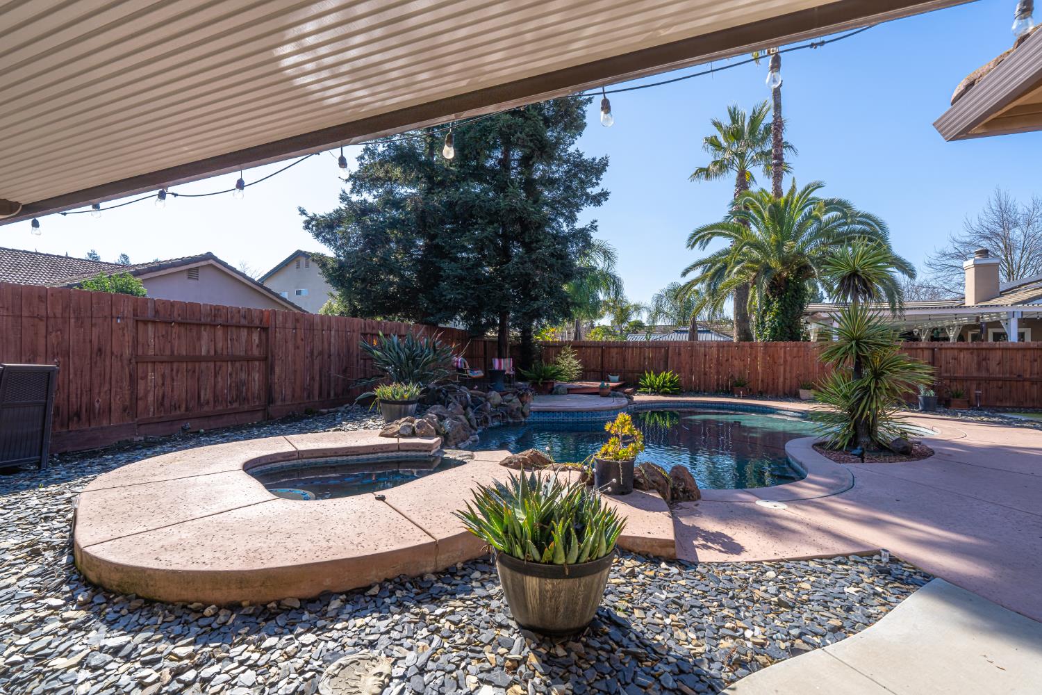 994 Colmore Court Galt, CA 95632 - Photo 9 of 37