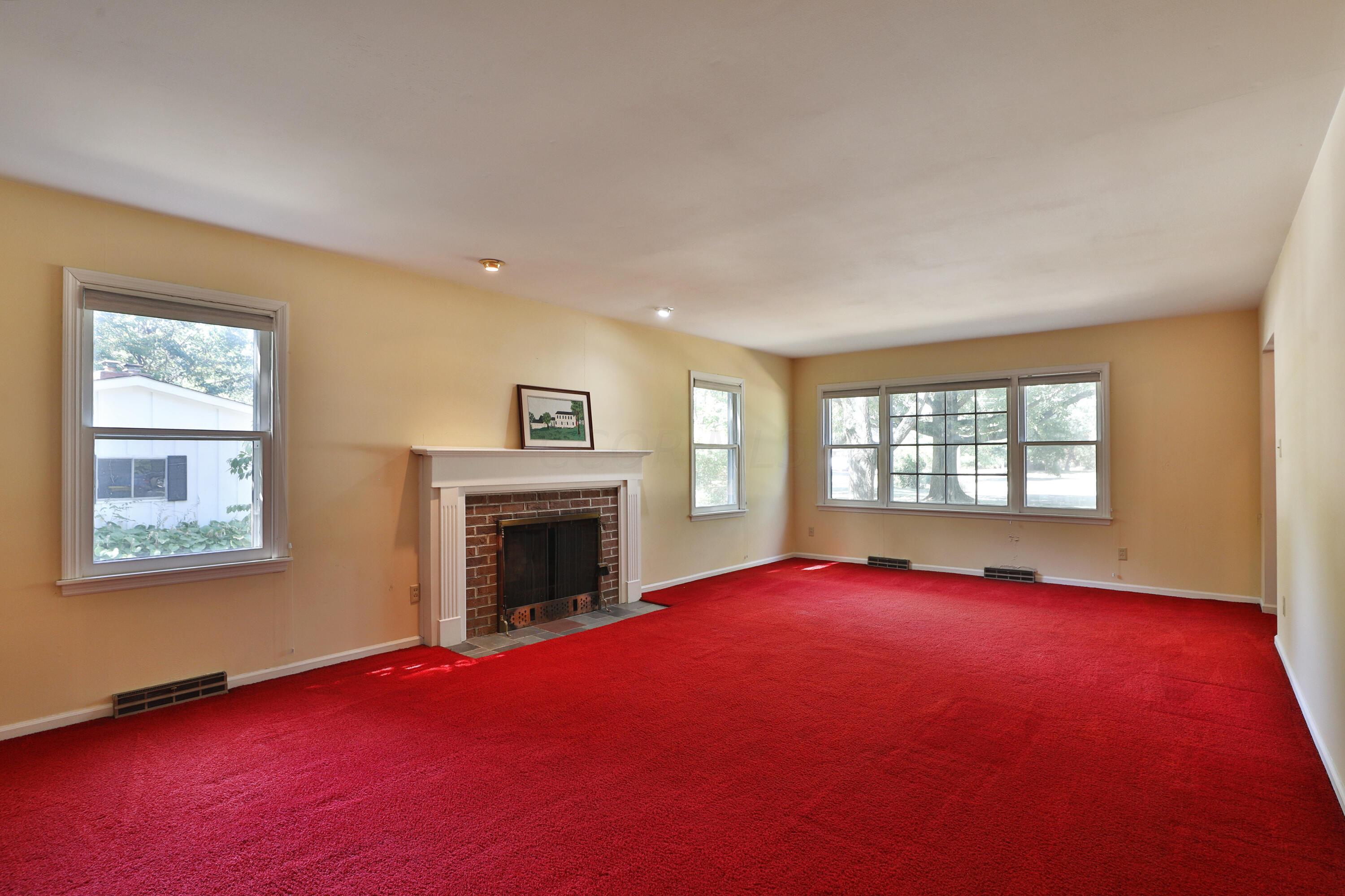 7646 Lee Road Westerville, OH 43081 - Photo 8 of 54 Formal Living Room