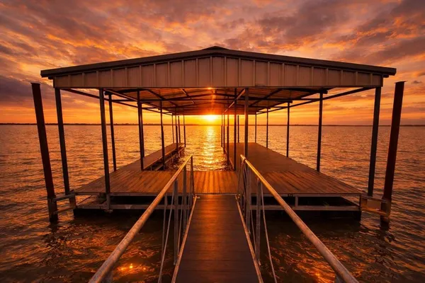 $995,000 | 318 Dogie Trail, Oak Point, TX 75068