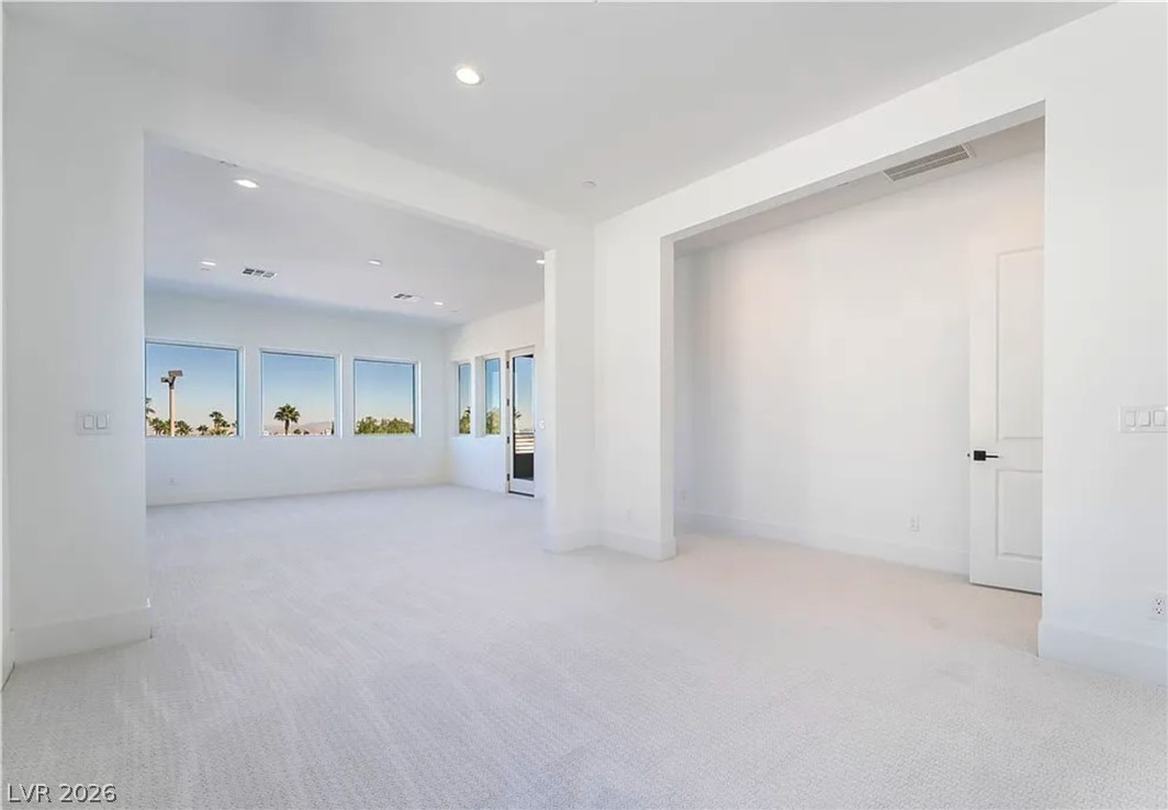 4846 Shady Rdg Drive Las Vegas, NV 89135 - Photo 23 of 60 Owner's retreat - extra space in the primary bedroom for office, gym, reading room