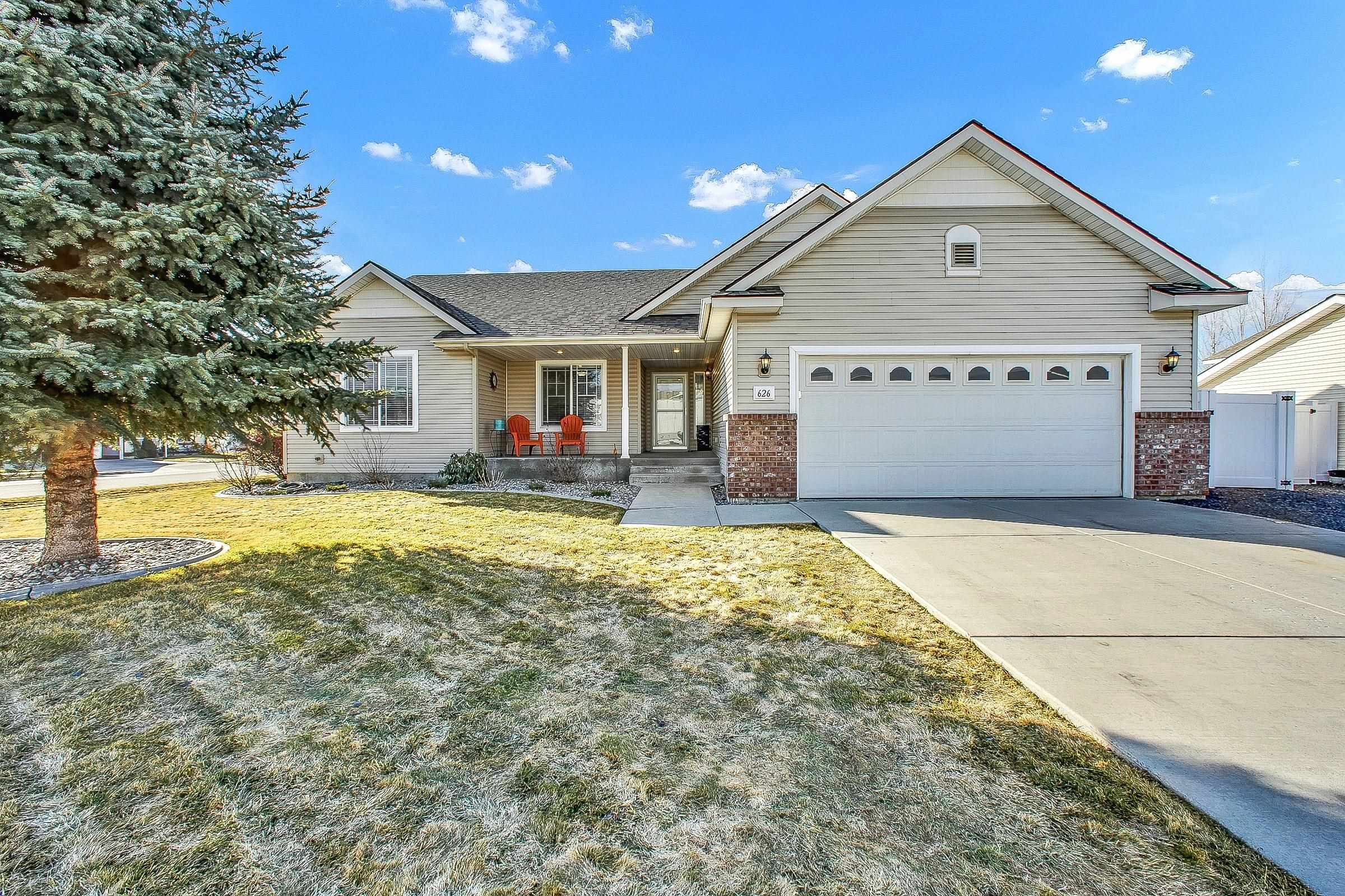 626 South Holiday Road Spokane Valley, WA 99016 - Photo 1 of 33