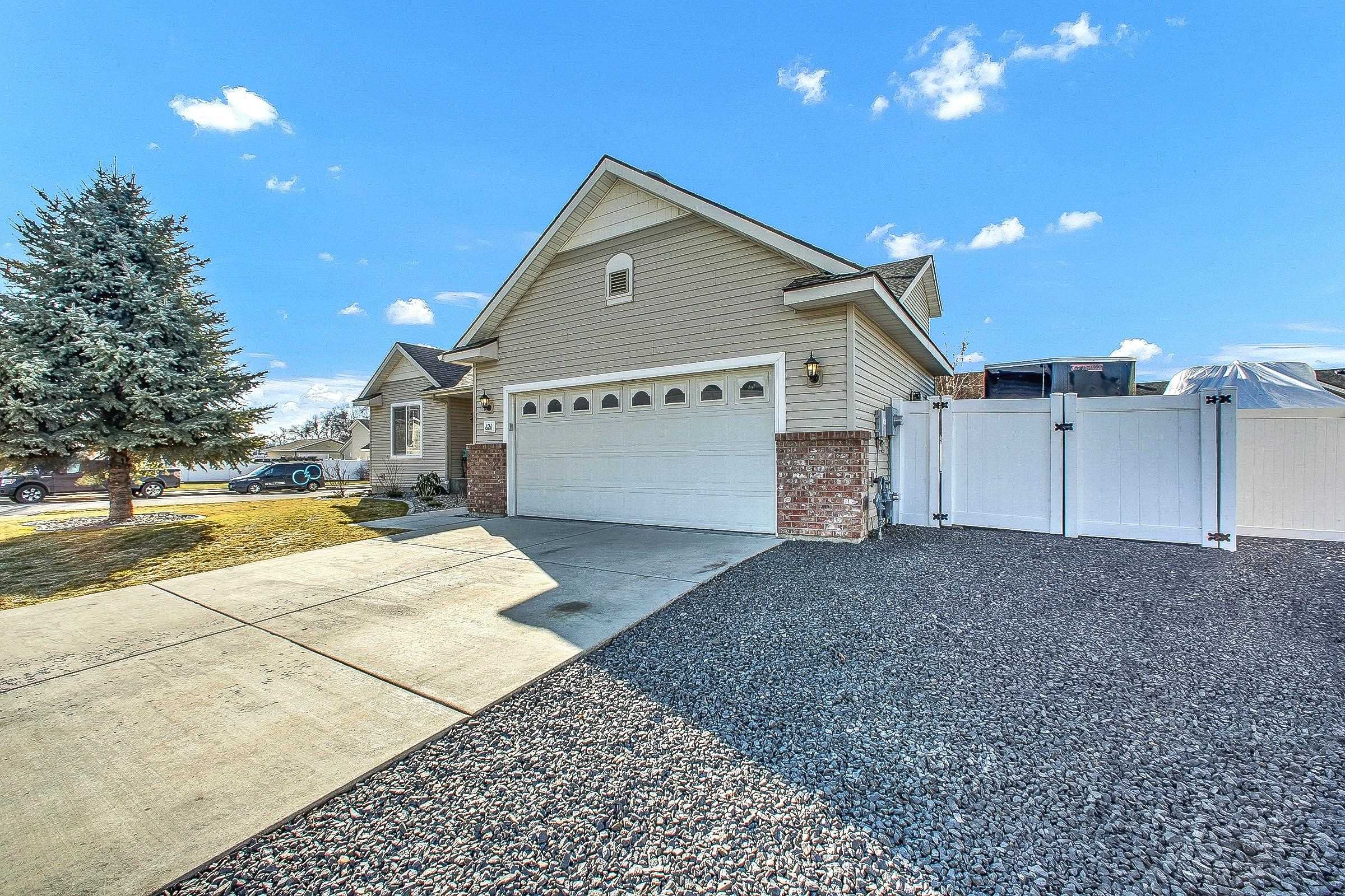 626 South Holiday Road Spokane Valley, WA 99016 - Photo 3 of 33