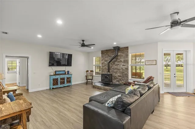 $3,500 | 4750 Southeast 216 Avenue, Morriston, FL 32668