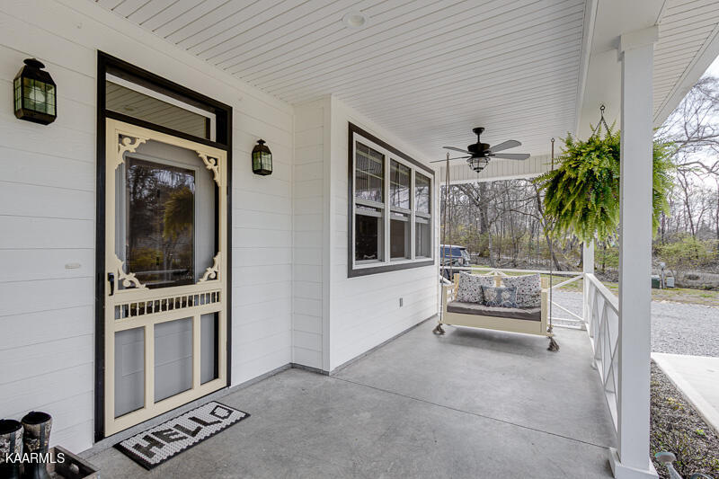 1310 Lark Road Newport, TN 37821 - Photo 5 of 60 Front Covered Porch