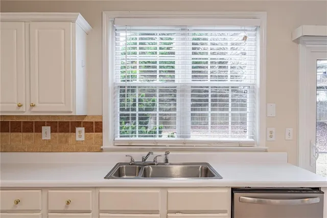 $2,550 | 11650 Bentham Court, Alpharetta, GA 30005