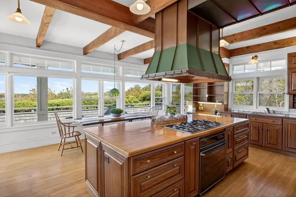 $3,850,000 | 5 High Ridge Rd Extension, Truro, MA 02666