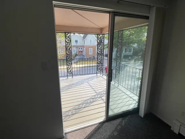 $1,395 | 620 East Lincoln Avenue, Unit 8, Royal Oak, MI 48067