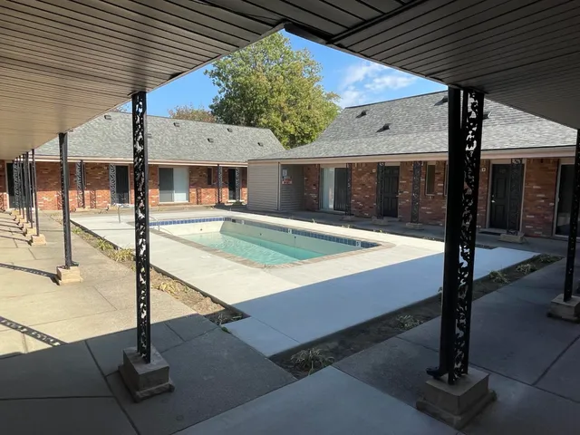 $1,395 | 620 East Lincoln Avenue, Unit 8, Royal Oak, MI 48067