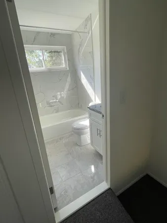 $1,395 | 620 East Lincoln Avenue, Unit 8, Royal Oak, MI 48067