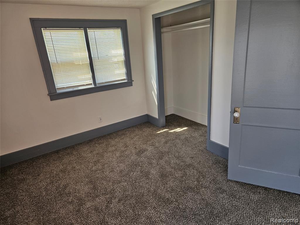 621 West Atherton Road Flint, MI 48507 - Photo 23 of 37