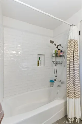 $1,325,000 | 1824 Iroquois Avenue, Long Beach, CA 90815