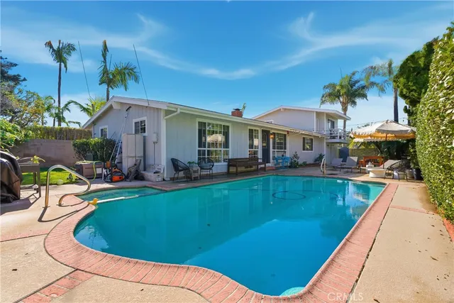 $1,325,000 | 1824 Iroquois Avenue, Long Beach, CA 90815