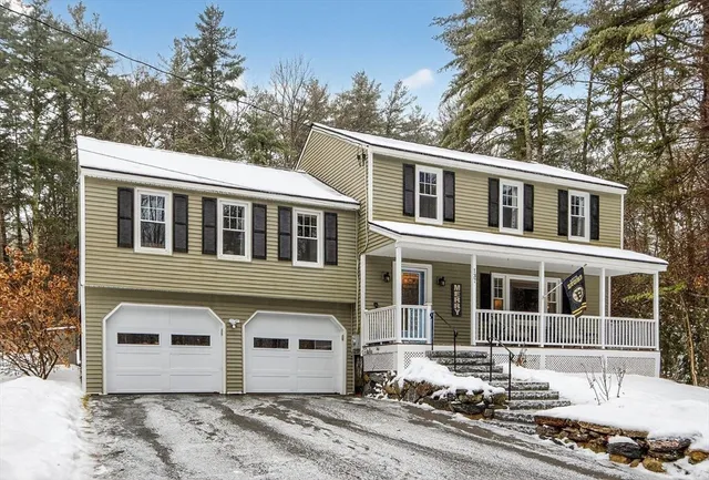 $825,000 | 137 Hill Road, Groton, MA 01450