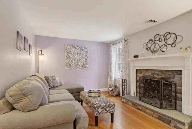 $825,000 | 137 Hill Road, Groton, MA 01450