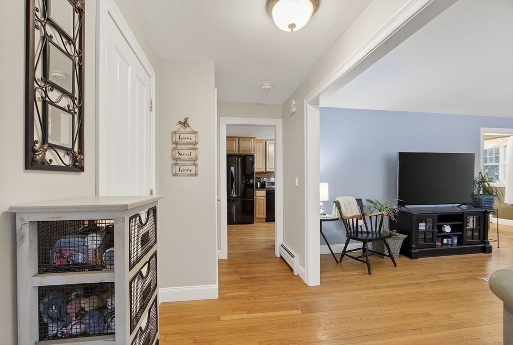 137 Hill Road Groton, MA 01450 - Photo 8 of 41 Gallery Image 8