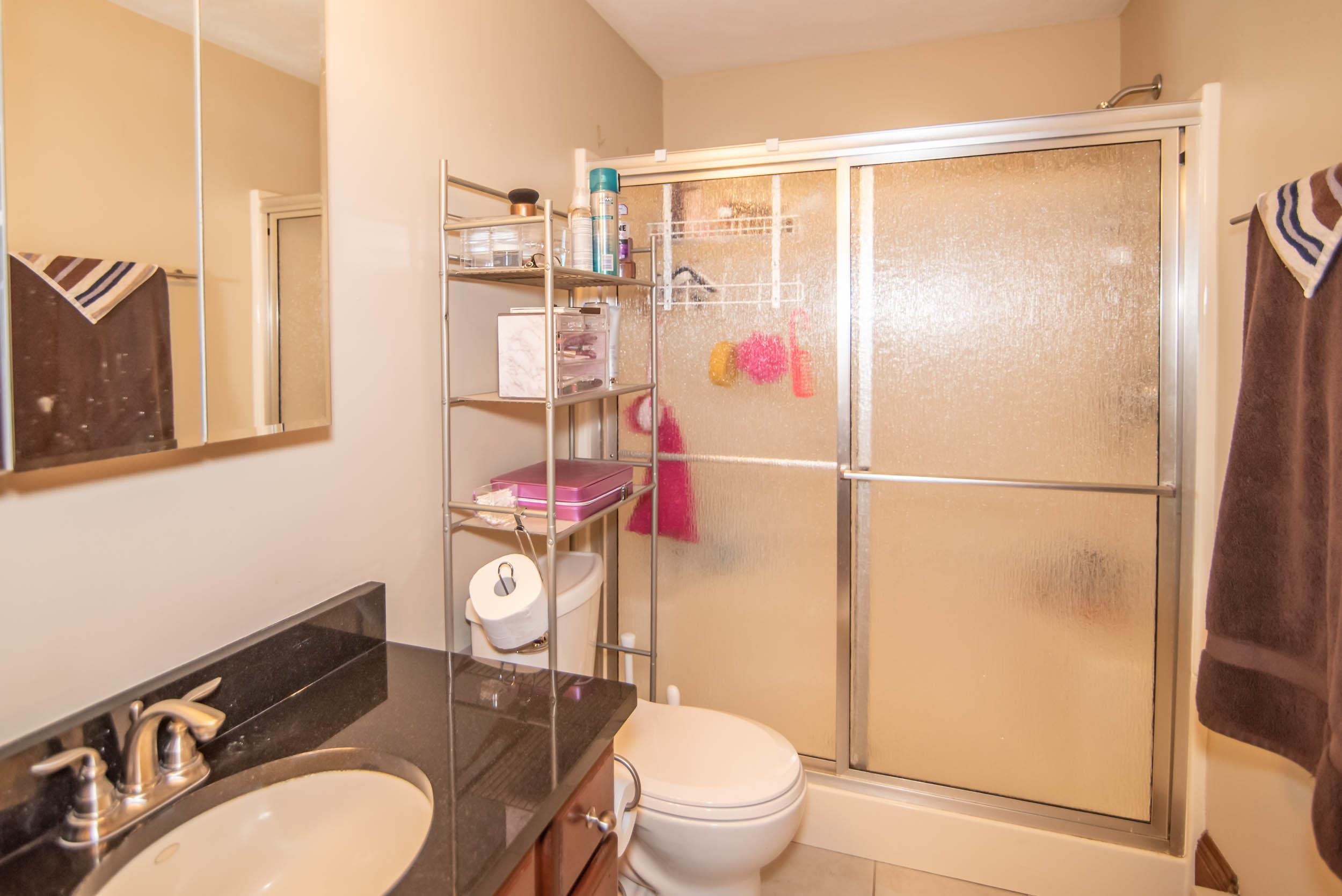 55 River Road, Unit 2A Manchester, NH 03104 - Photo 18 of 31