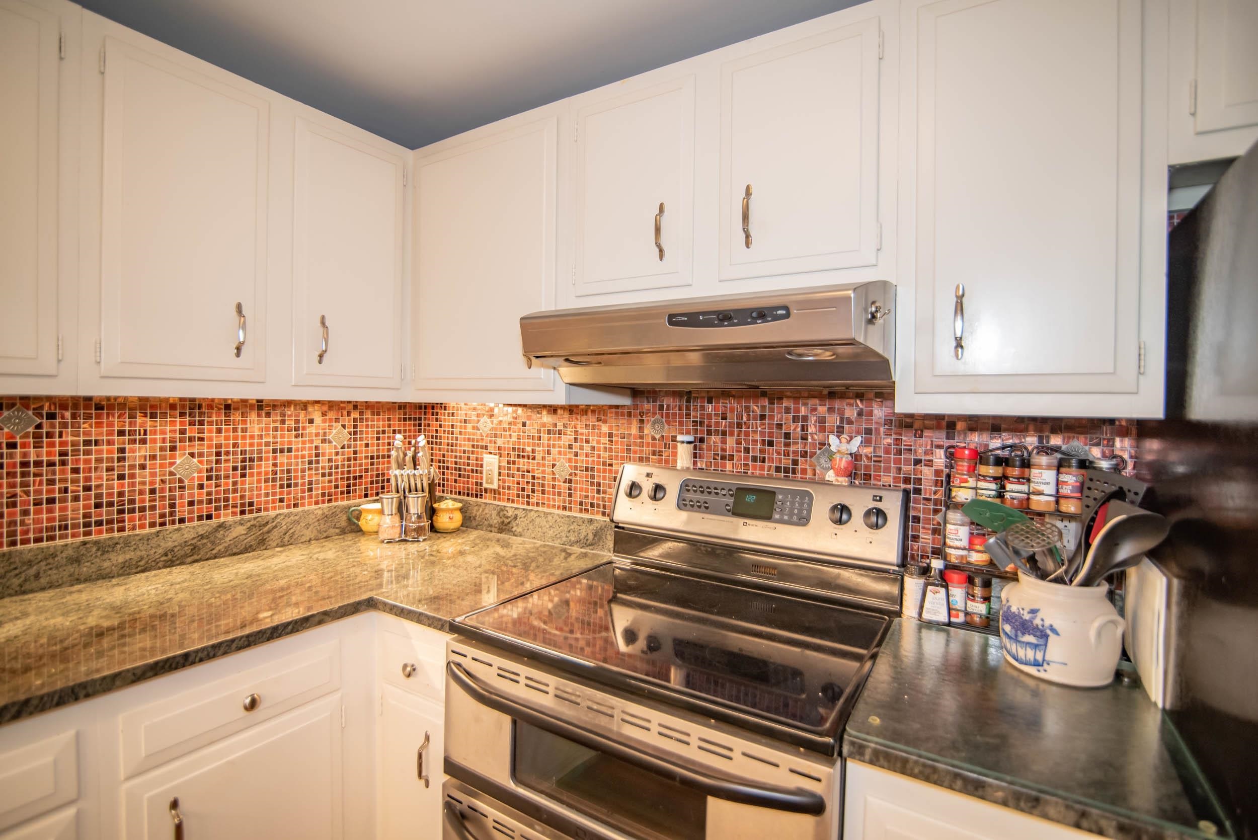 55 River Road, Unit 2A Manchester, NH 03104 - Photo 5 of 31