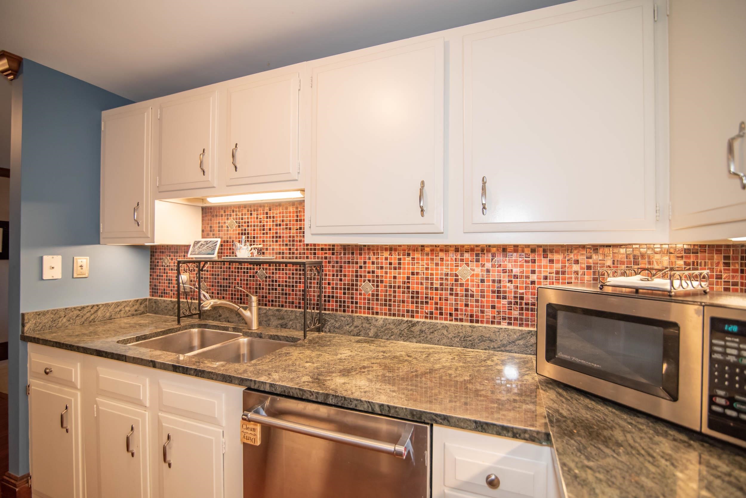 55 River Road, Unit 2A Manchester, NH 03104 - Photo 6 of 31