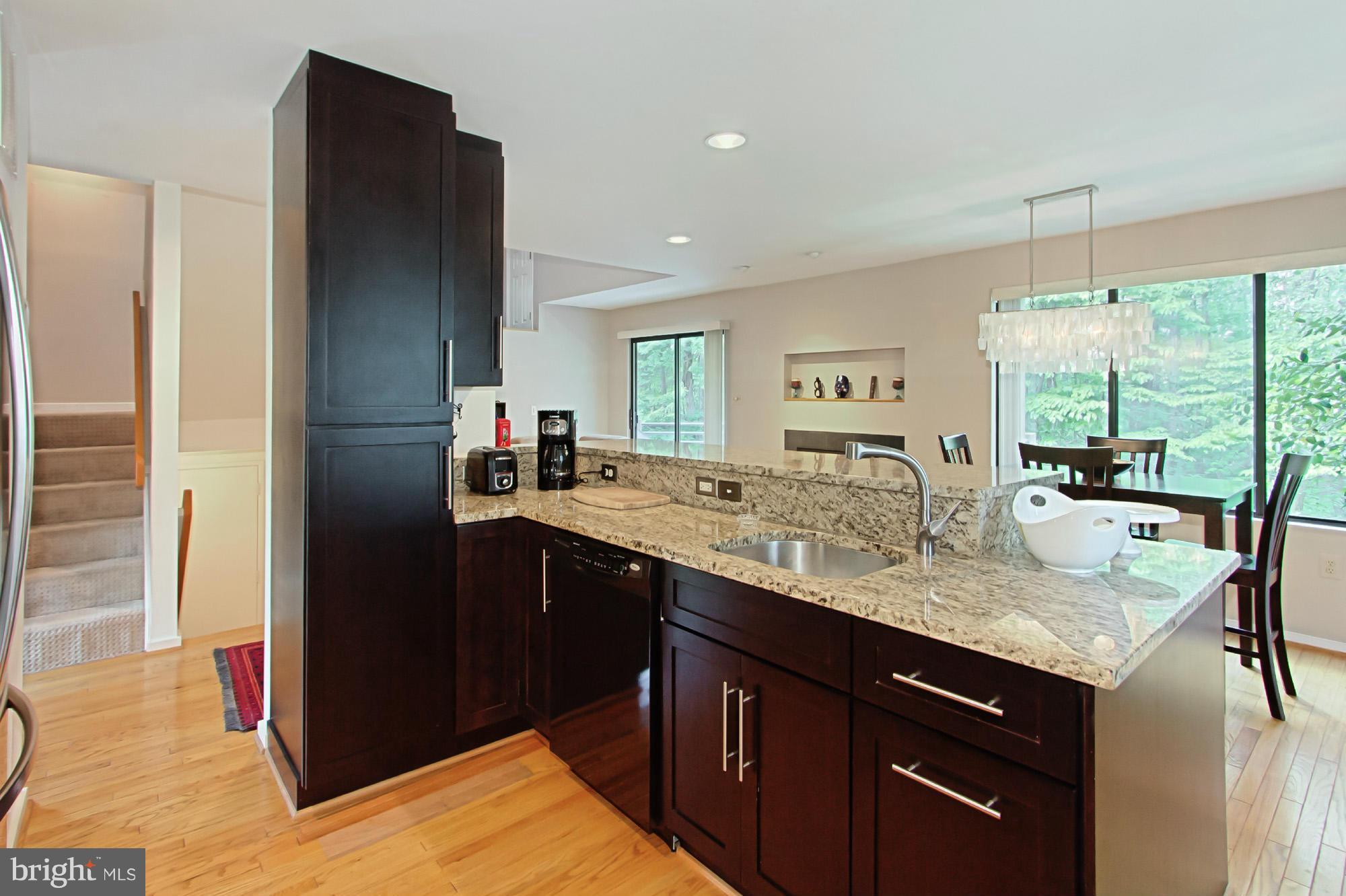 1681 Cedar Hollow Way Reston, VA 20194 - Photo 12 of 30 Kitchen
