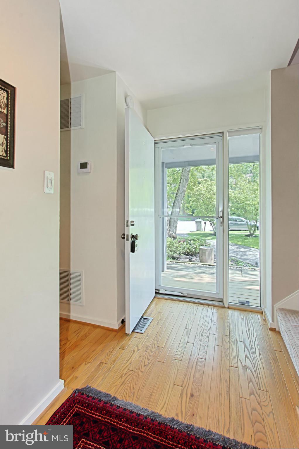 1681 Cedar Hollow Way Reston, VA 20194 - Photo 3 of 30 Interior (General)