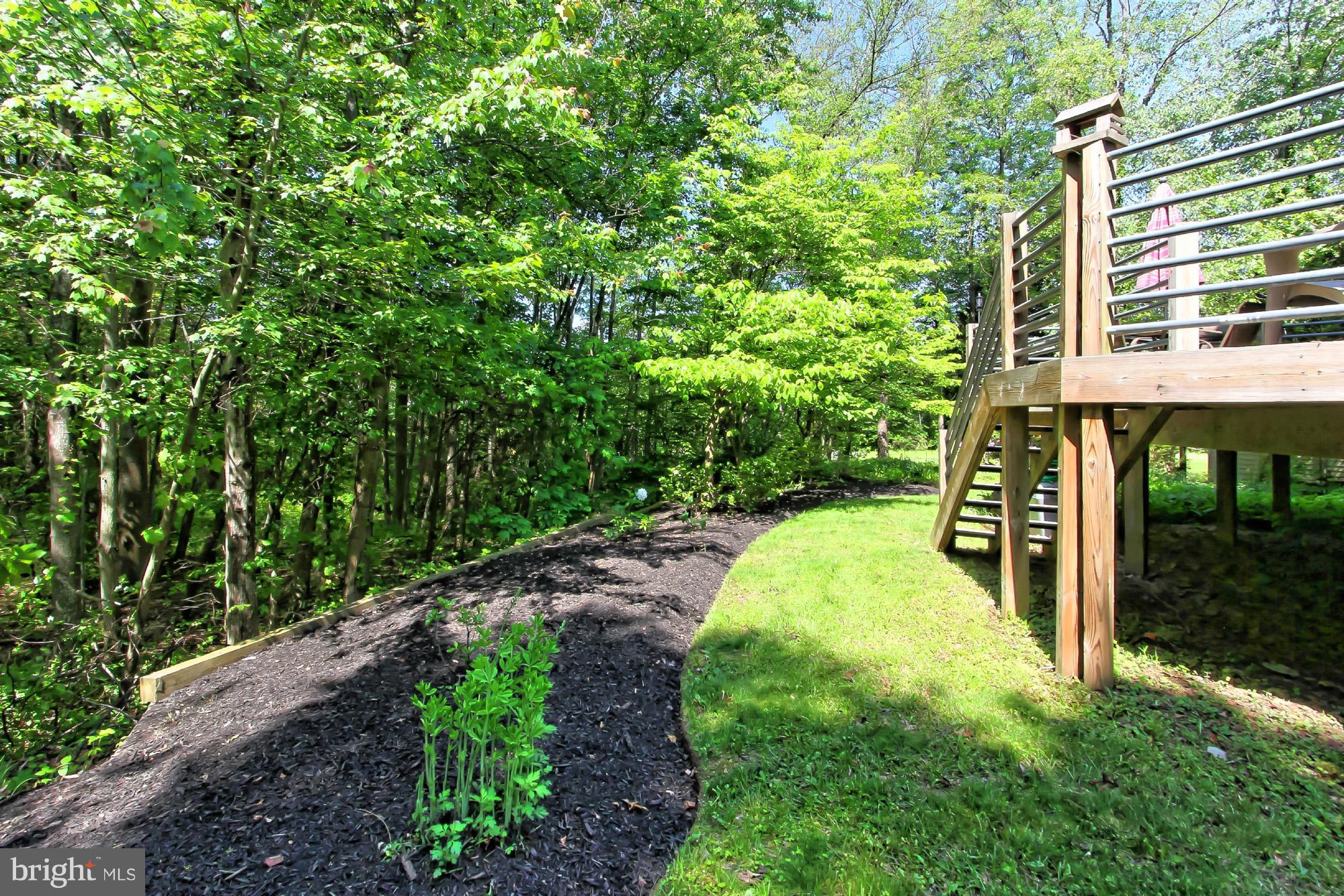 1681 Cedar Hollow Way Reston, VA 20194 - Photo 29 of 30 Exterior (Rear)