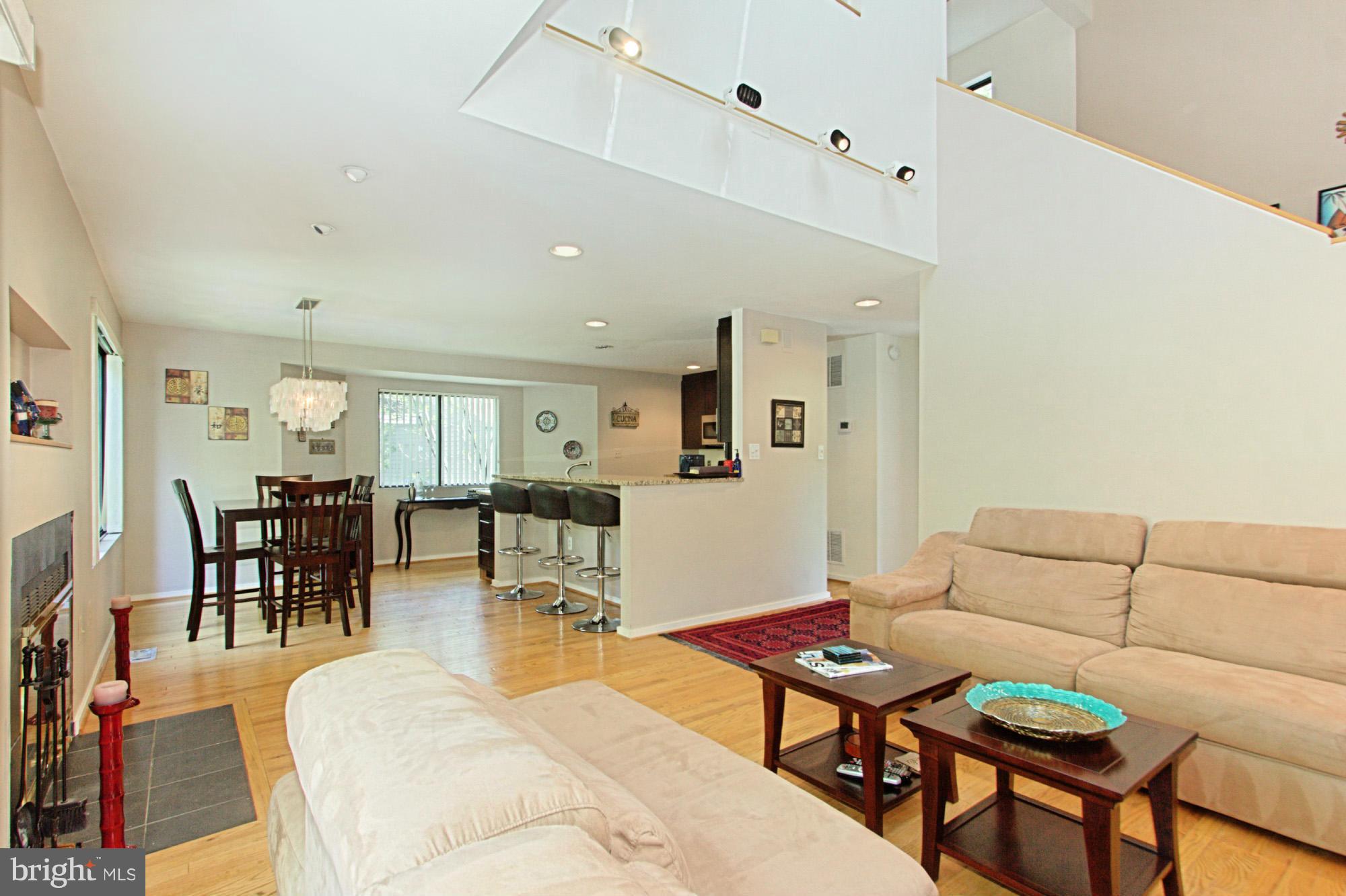 1681 Cedar Hollow Way Reston, VA 20194 - Photo 6 of 30 Interior (General)