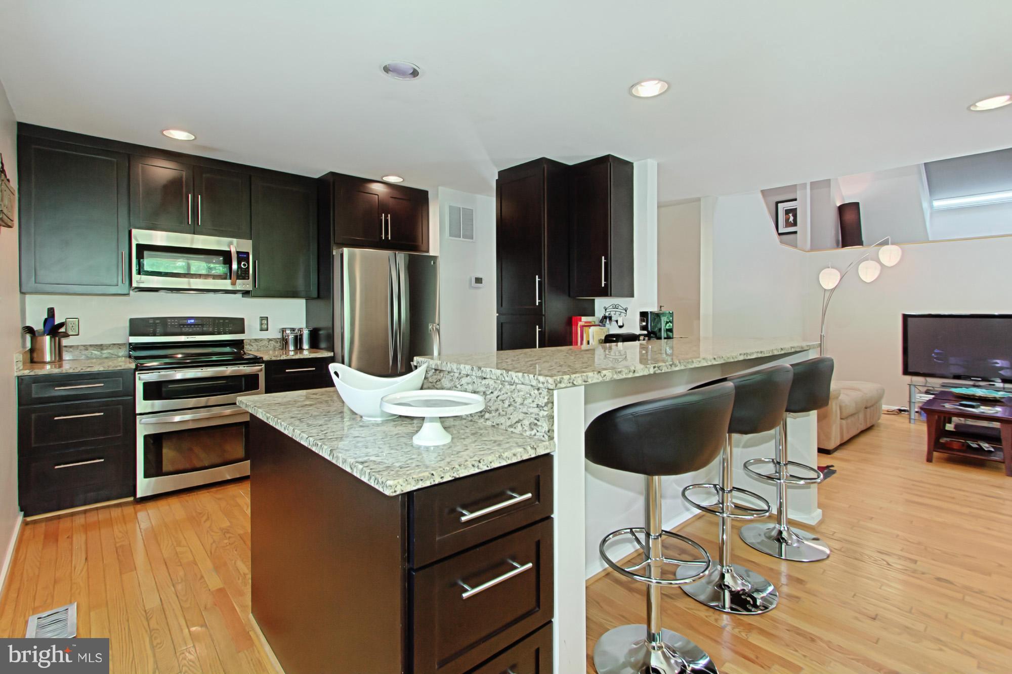 1681 Cedar Hollow Way Reston, VA 20194 - Photo 9 of 30 Kitchen