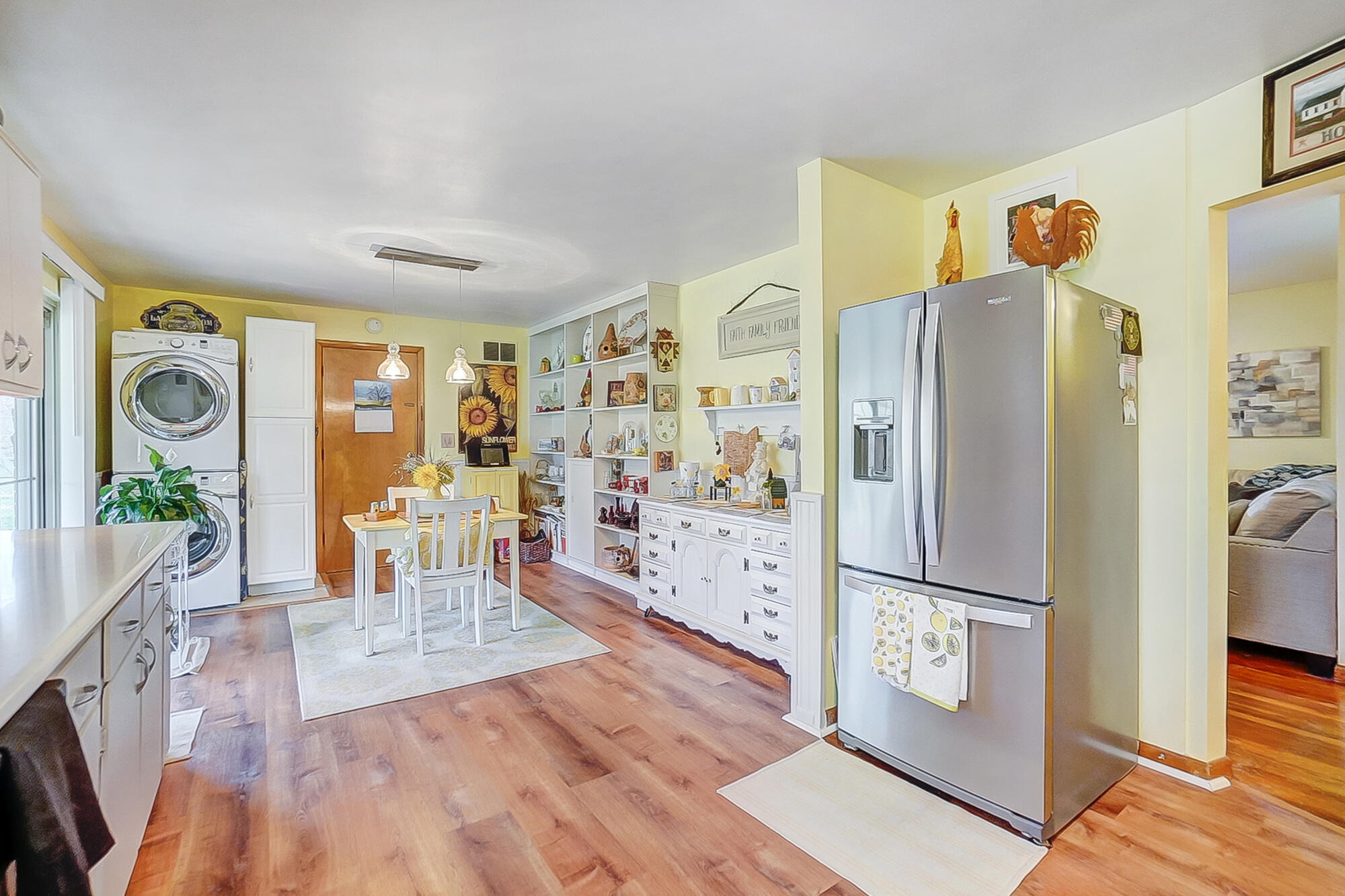 813 North Fairfield Road Dayton, OH 45430 - Photo 8 of 27