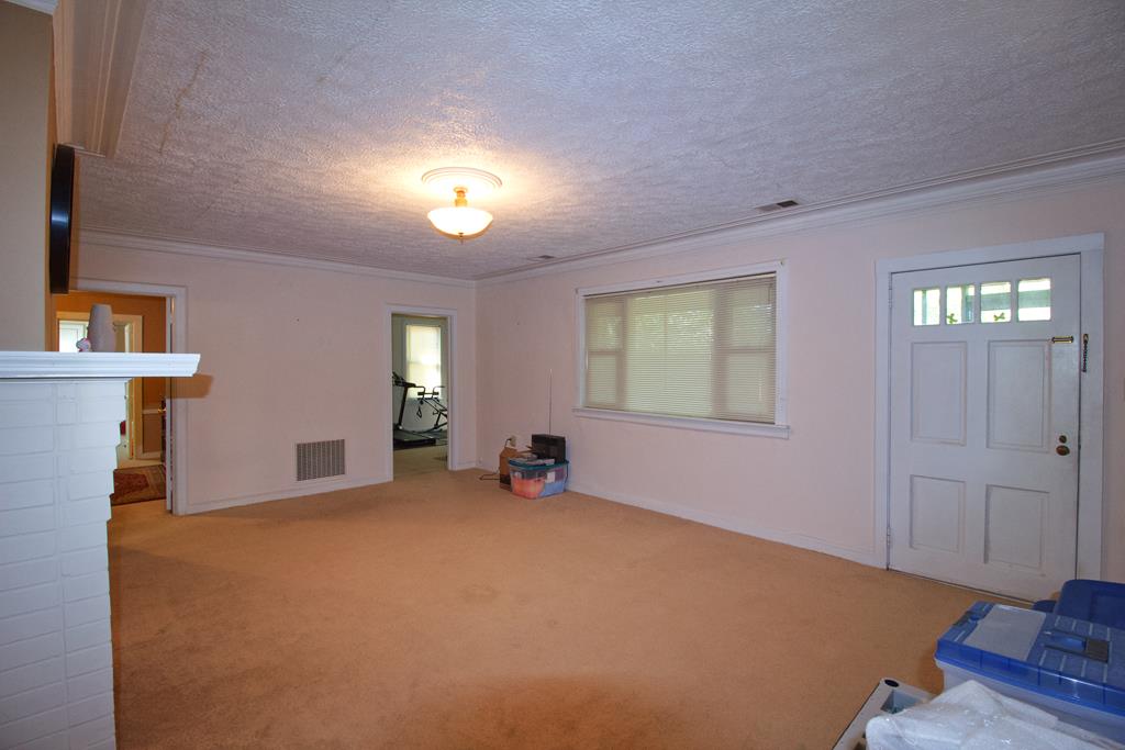 2000 Auburn Road Phenix City, AL 36870 - Photo 8 of 19