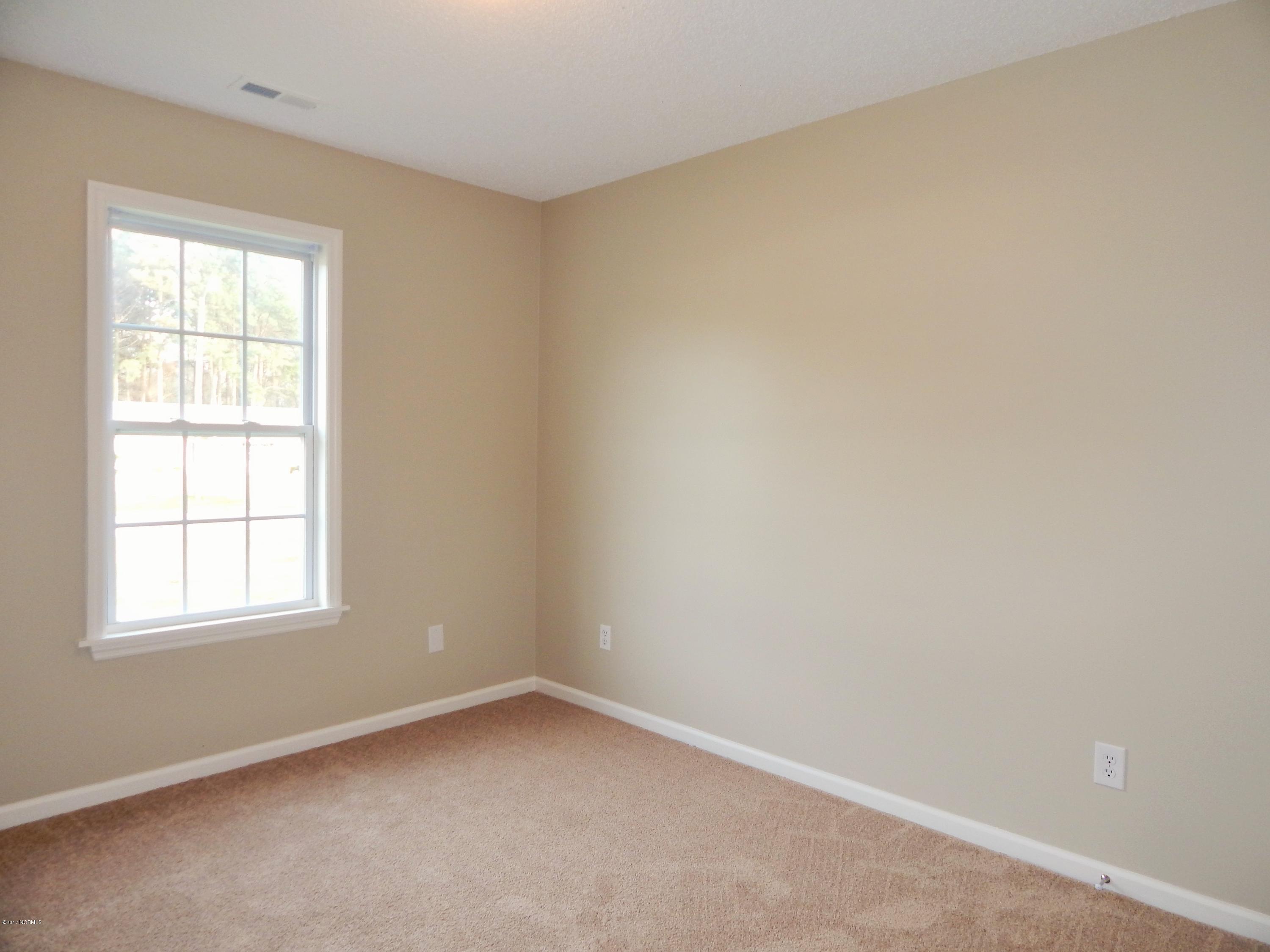 116 Meadow Farms Road Richlands, NC 28574 - Photo 18 of 27 DSCN3840