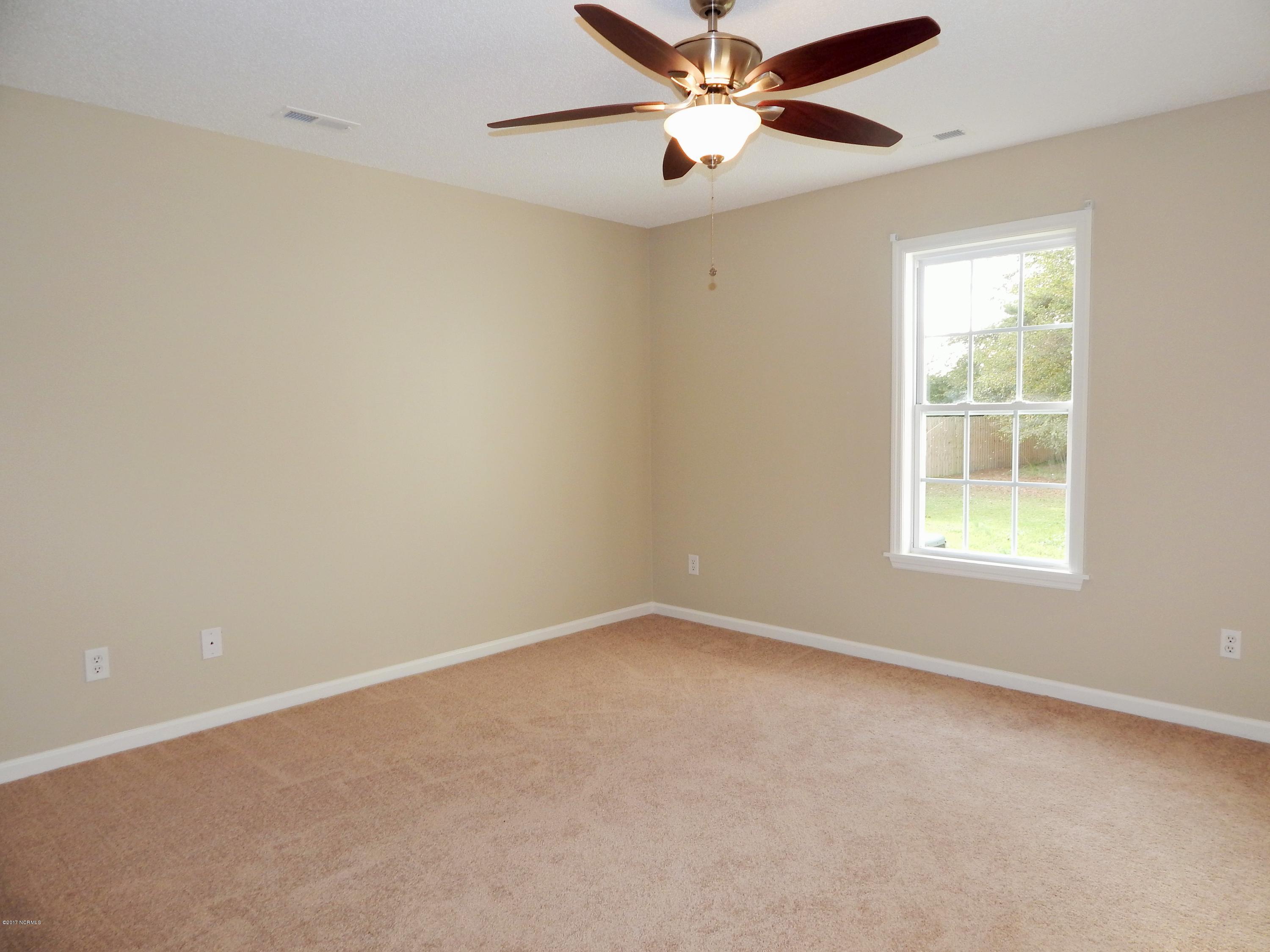 116 Meadow Farms Road Richlands, NC 28574 - Photo 20 of 27 DSCN3842