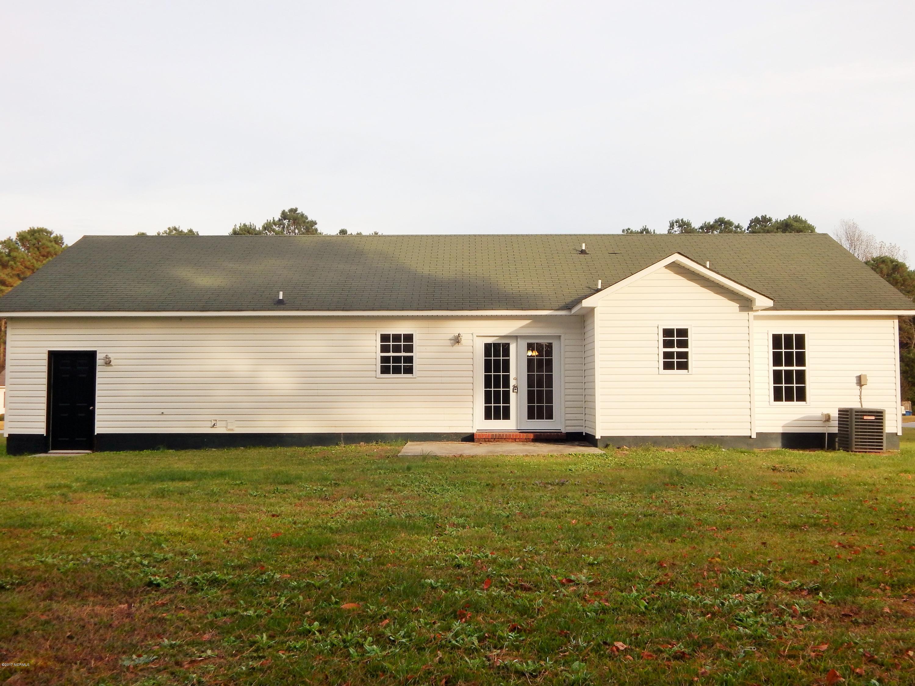 116 Meadow Farms Road Richlands, NC 28574 - Photo 26 of 27 DSCN3850