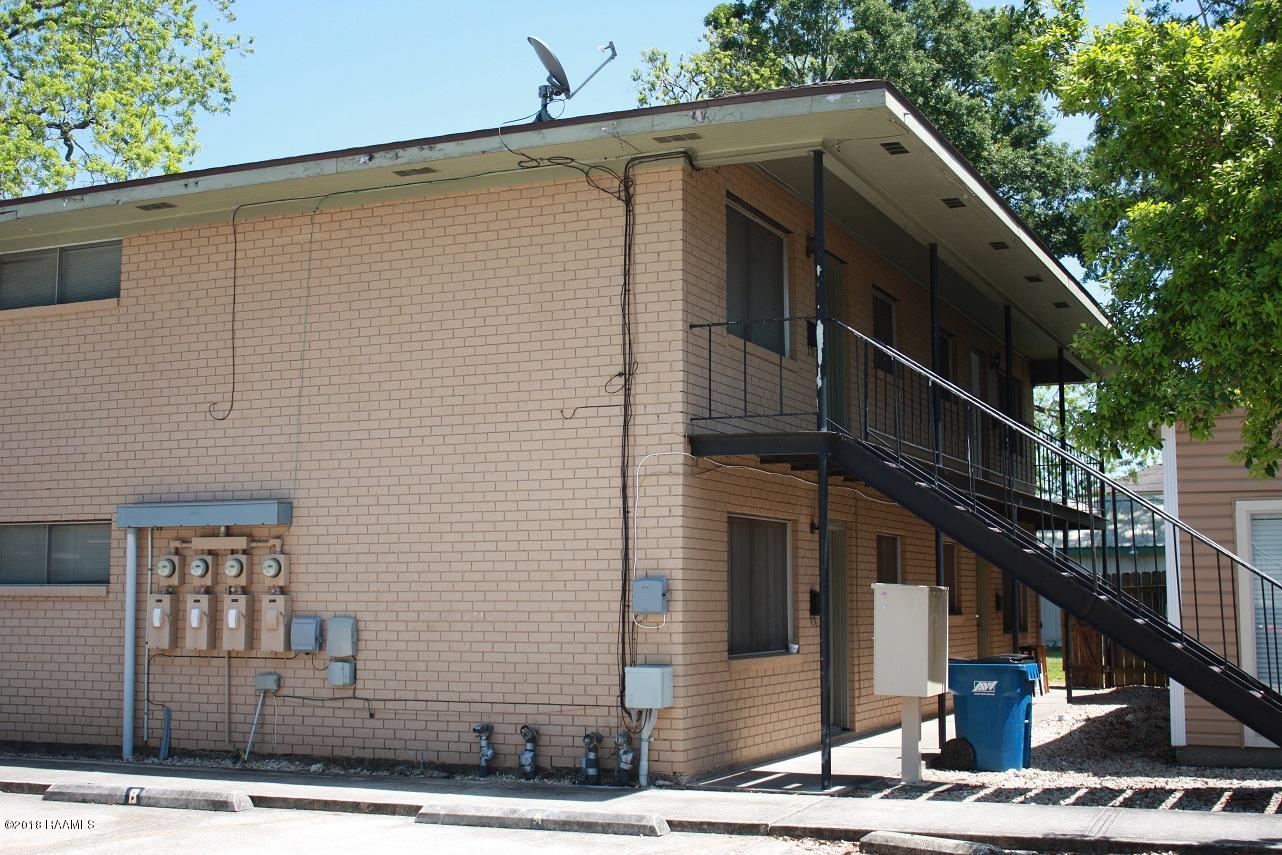 110 Midtown Alley, Unit D Lafayette, LA 70503 - Photo 3 of 19 IMG_6572