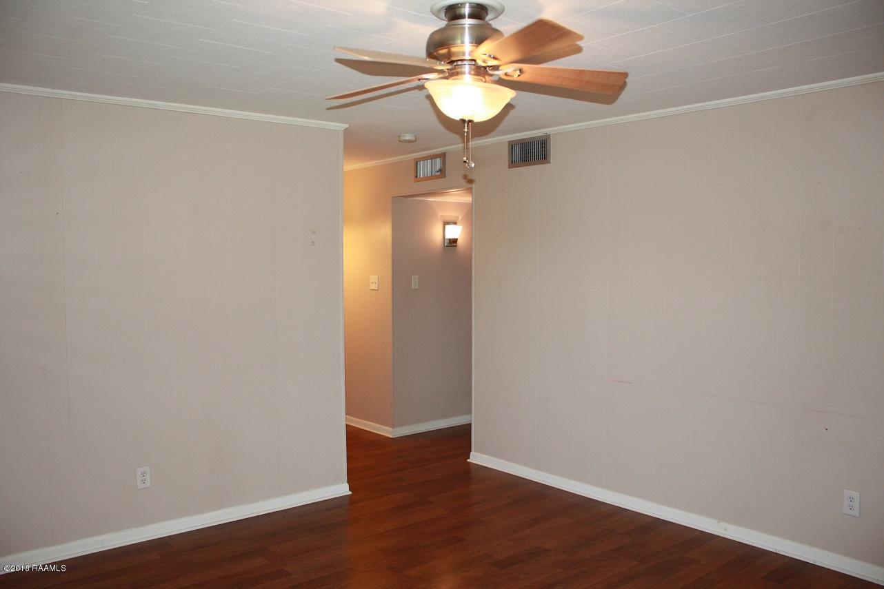 110 Midtown Alley, Unit D Lafayette, LA 70503 - Photo 9 of 19 IMG_6580