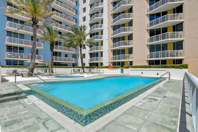 a view of an buildings with swimming pool