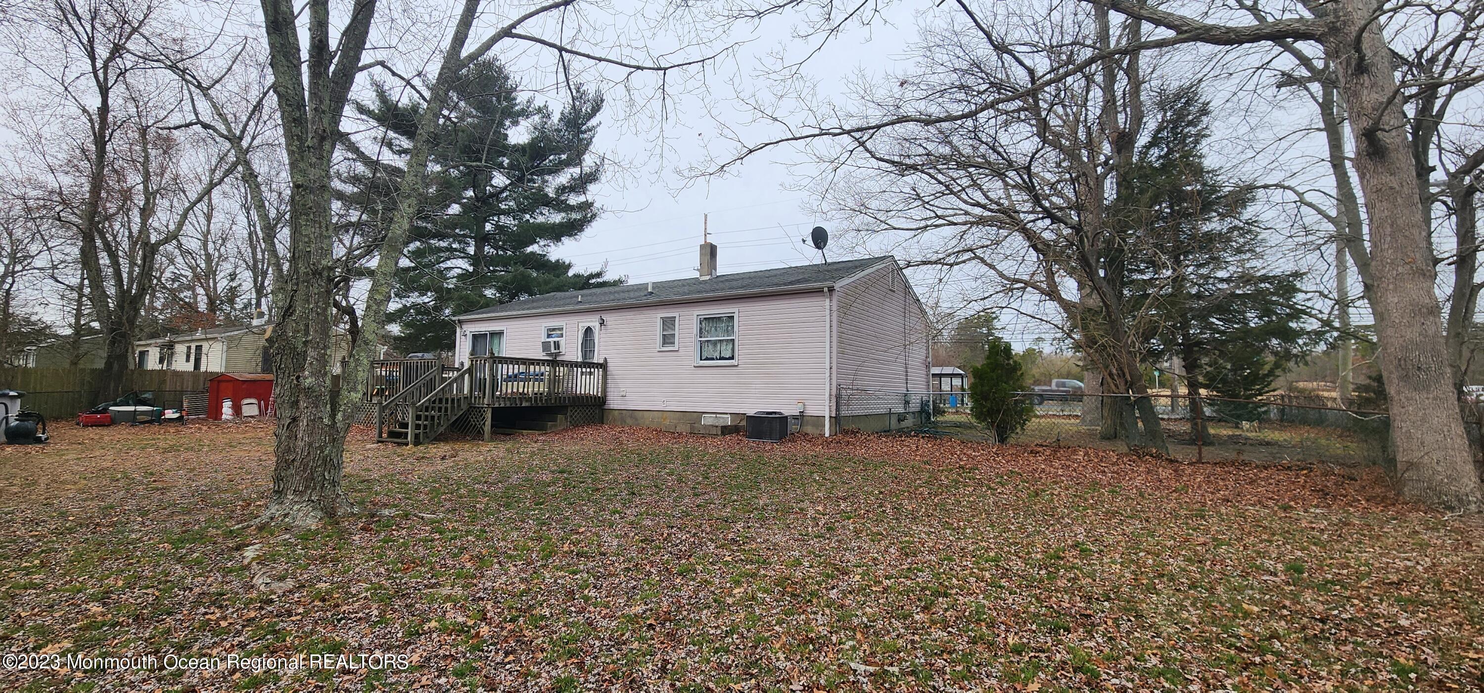 957 Richard Road Bayville, NJ 08721 - Photo 5 of 21 20230312_113550