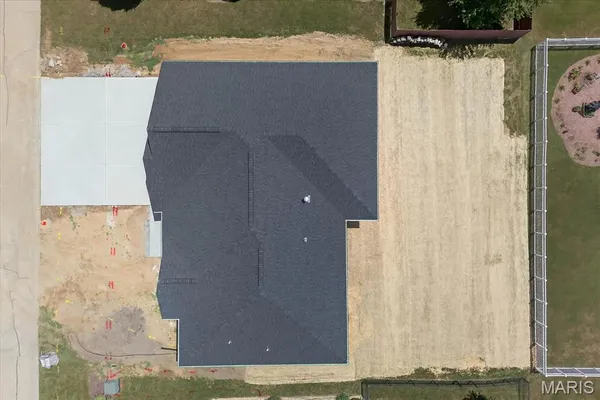 $529,500 | 125 Gladwyn Drive, Millstadt, IL 62260