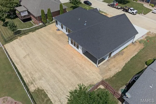 $529,500 | 125 Gladwyn Drive, Millstadt, IL 62260