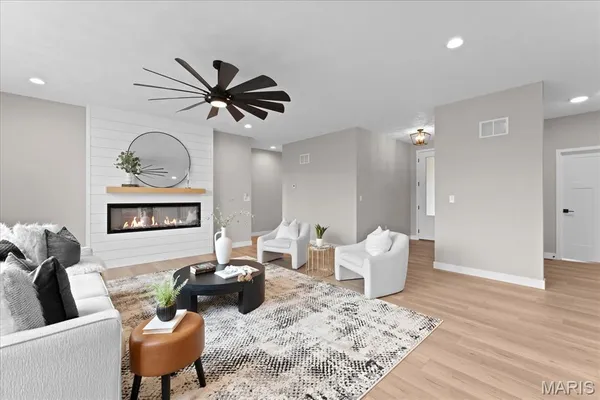 $529,500 | 125 Gladwyn Drive, Millstadt, IL 62260
