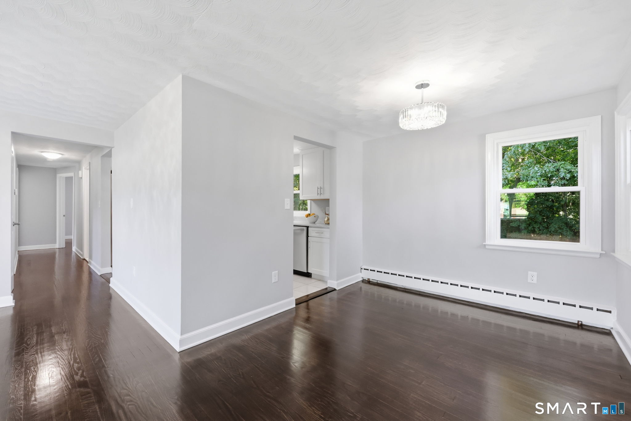 156 Robin Hill Road Meriden, CT 06450 - Photo 11 of 37 Gallery Image 11